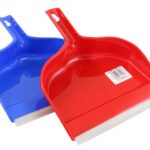 Lopatka DELUX plastová - 1ks