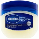 Vaseline petrolejová masť Original 100 ml