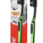 Colgate Double Action Charcoal Medium zubná kefka 1ks